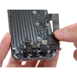 Замена задней части iPhone 5s