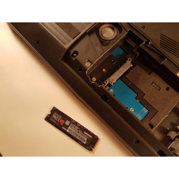 P775DM3 Замена диска SSD M.2